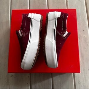 Vans Wmns Suede Slip-Ons Burgundy